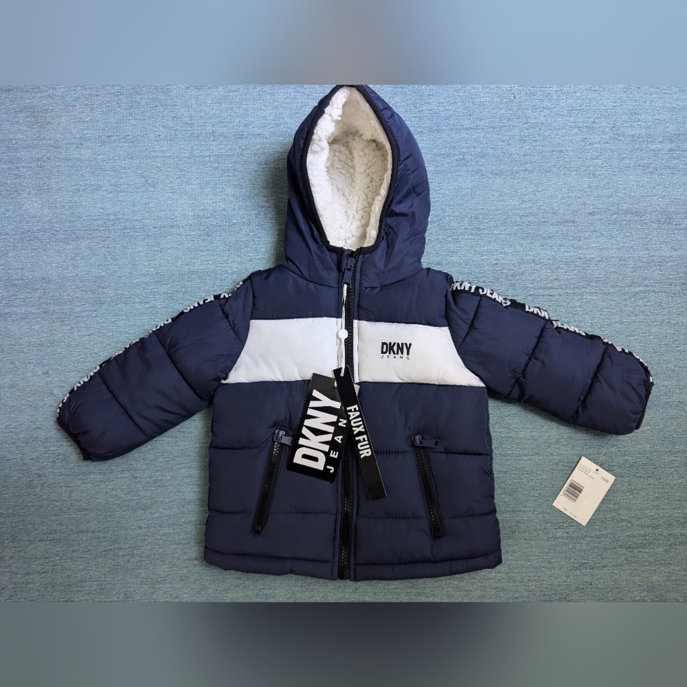NWT DKNY Navy and White Puffer Coat